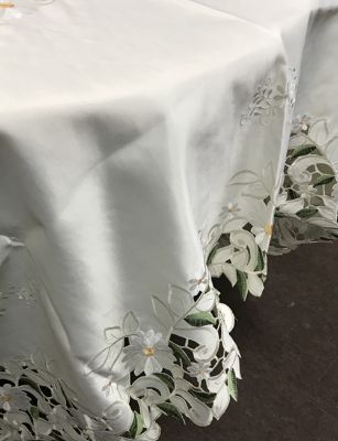 Picture of 7667EG Round Tablecloth